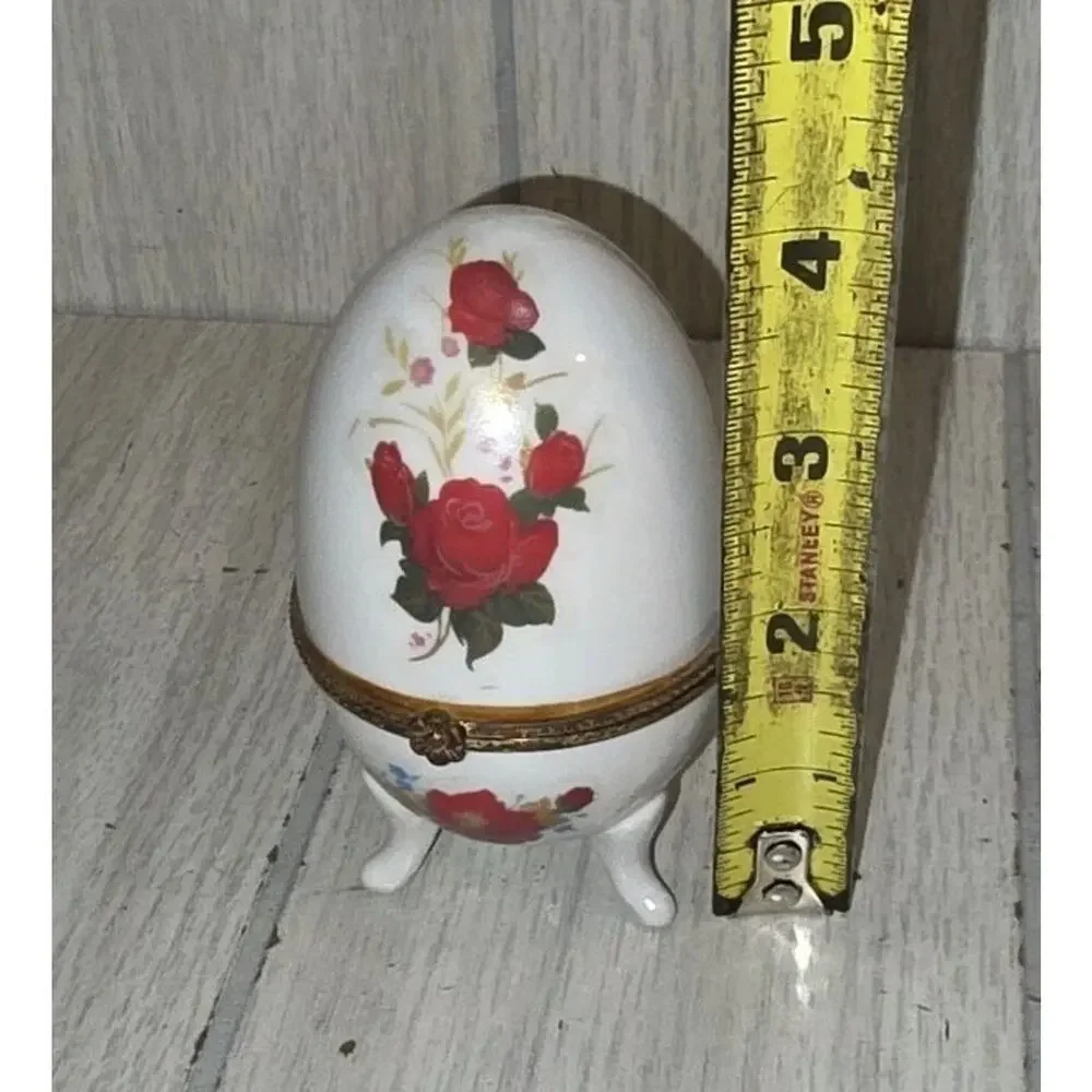 Unbranded vintage porcelain
